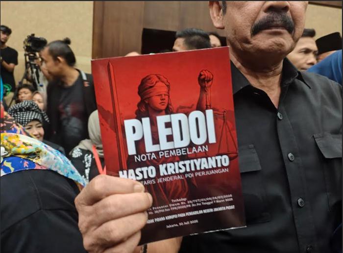Penampakan-Pleidoi-Hasto-Kristiyanto.jpg
