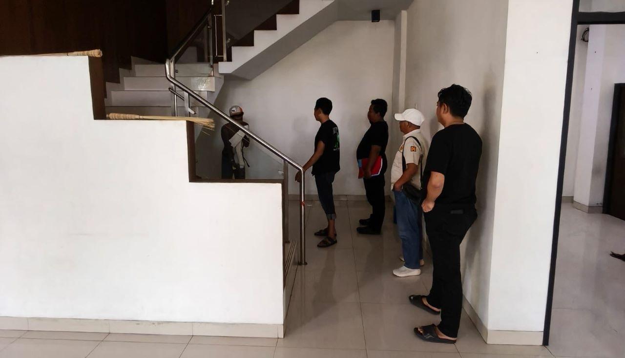 Penangkapan-pelaku-pengerusakan-spion-mobil-di-Kelapa-Dua-Tangerang-karena-klakson.jpg