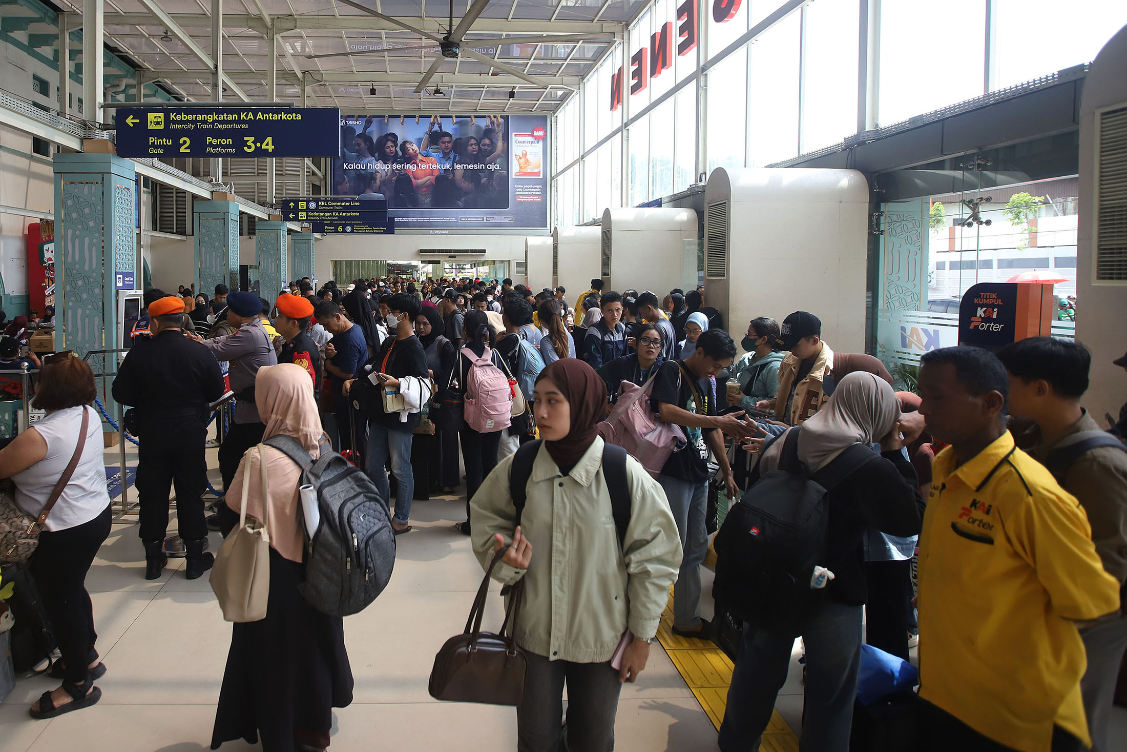 KAI Daop 1 Jakarta Amankan 462 Barang Penumpang Tertinggal Selama Libur Nataru