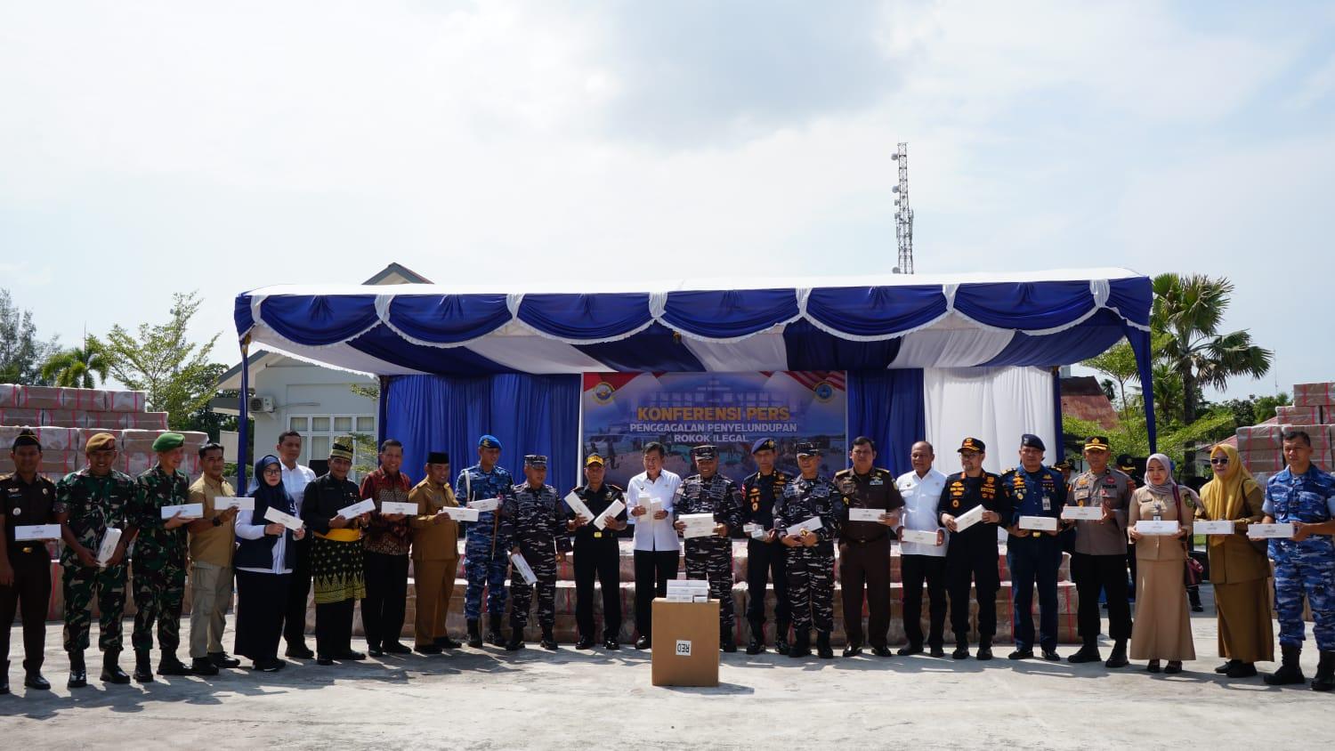 Penyelundupan 51 Juta Batang Rokok Ilegal Asal Thailand di Perairan Riau Digagalkan