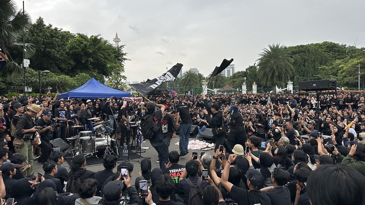 Peringatan-19-tahun-Aksi-Kamisan-di-depan-Istana-Negara-321.jpg