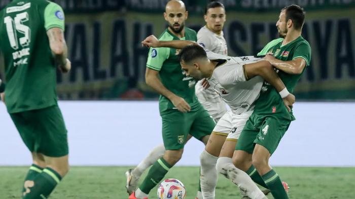Persebaya-Surabaya-Madura-United.jpg