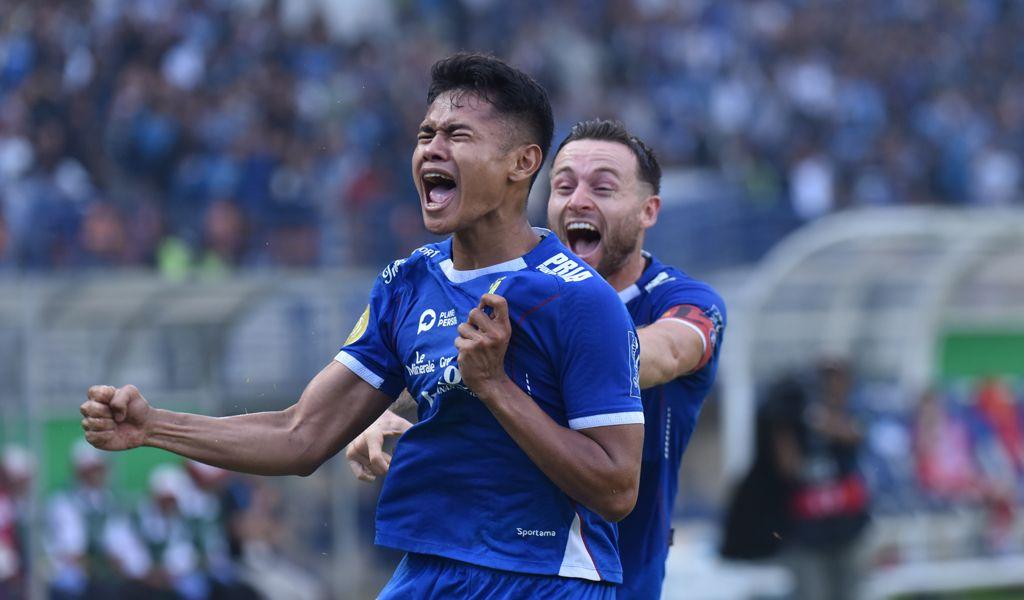 Persib-Bandung-Dimas-Drajad-Marc-Klok-239.jpg