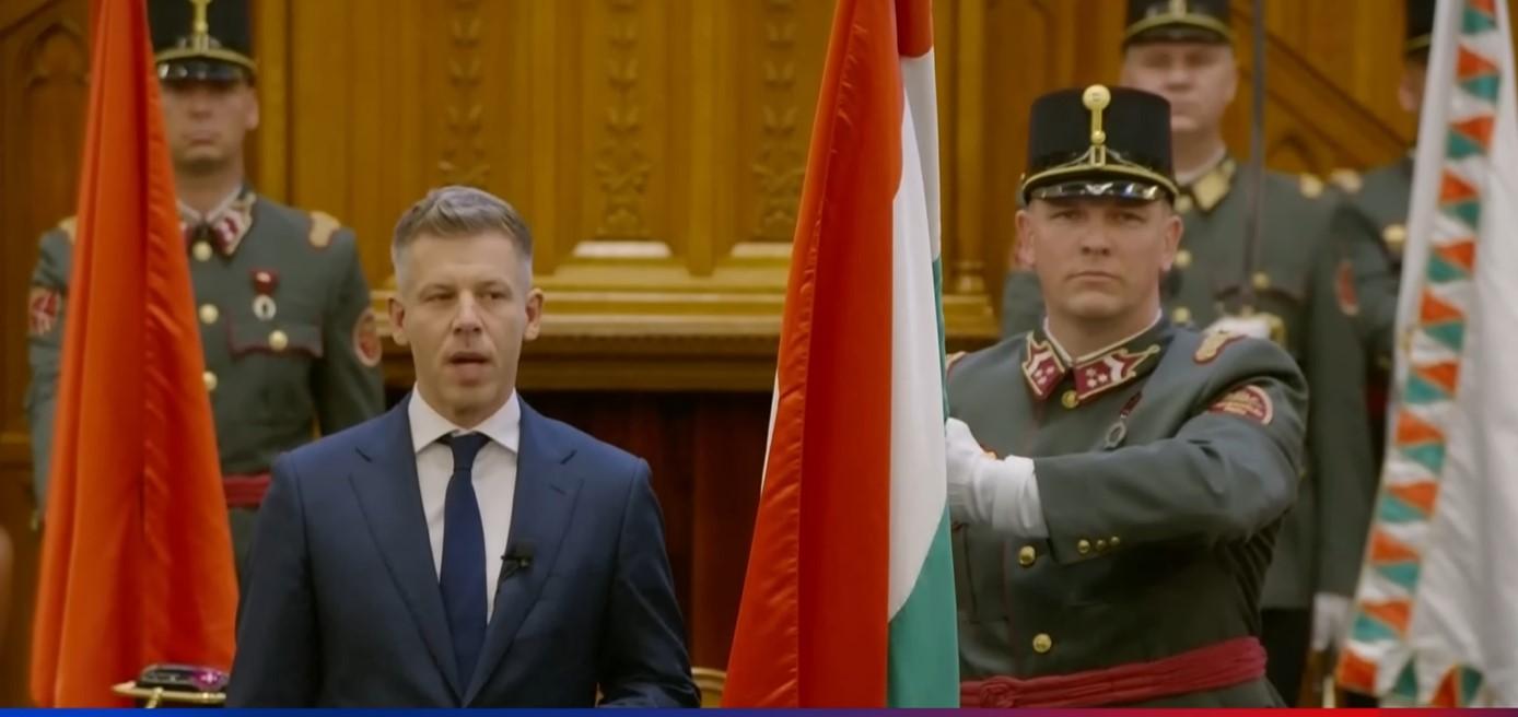 PERDANA MENTERI HUNGARIA - Tangkap layar Youtube DRM News 9 Mei 2026, memperlihatkan Peter Magyar dilantik sebagai Perdana Menteri Hongaria yang Baru