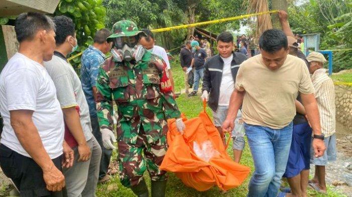 Petugas-mengevakuasi-jenazah-Ratih-Anggraeni-yang-ditemukan-di-saluran-Irigasi-Curug-Gala.jpg