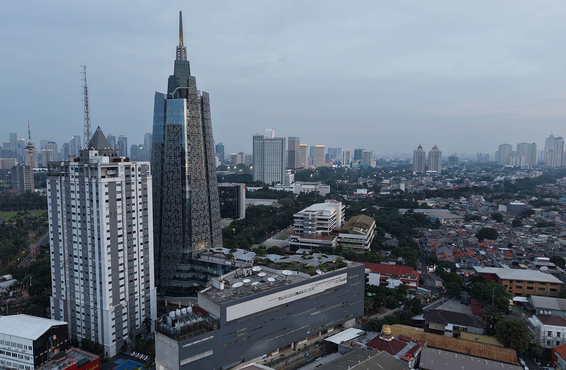 Prakiraan Cuaca Jakarta, 22 Juli 2025: Cerah Berawan Seharian, Diprediksi Tak Ada Hujan