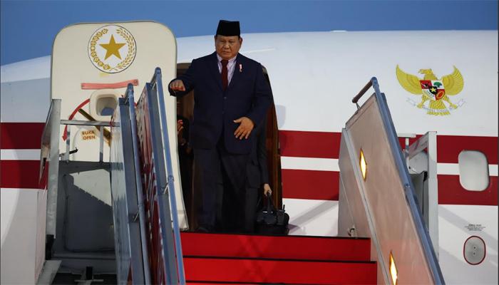 Prabowo-Kembali-ke-Tanah-Air-dari-Luar-Negeri.jpg