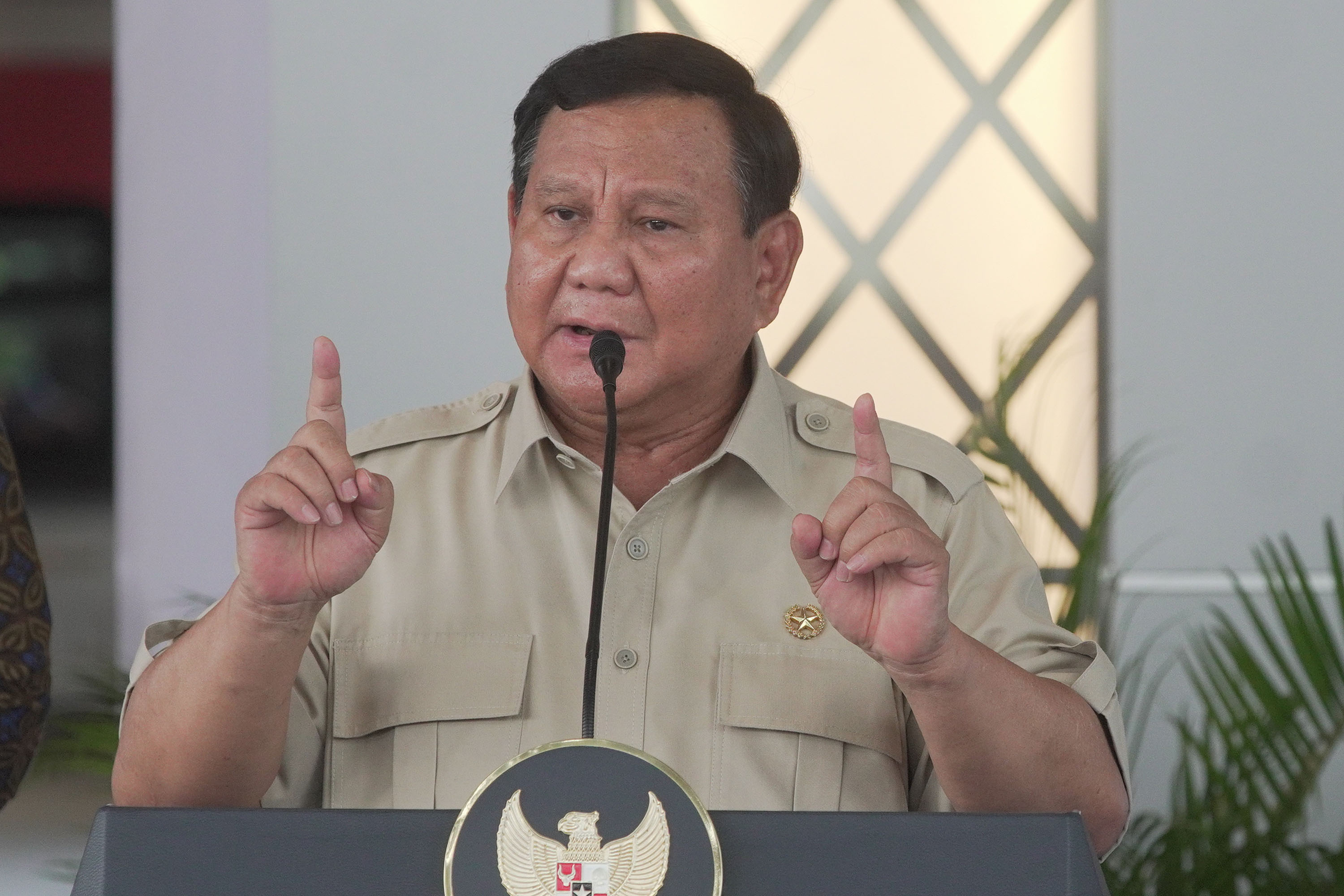 Prabowo-Resmikan-Stasiun-Tanah-Abang-Baru_20251104_155505.jpg