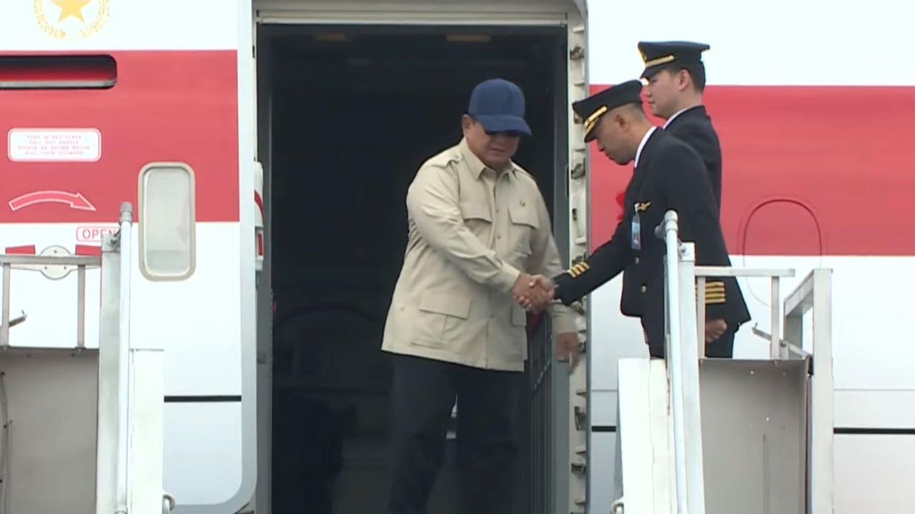 Prabowo-Subianto-tiba-di-Halim-Perdanakusuma-usai-kunjungan-Rusia-Prancis.jpg