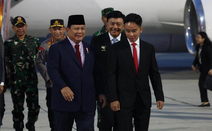 Prabowo-kembali-ke-Tanah-Air-dari-LN.jpg