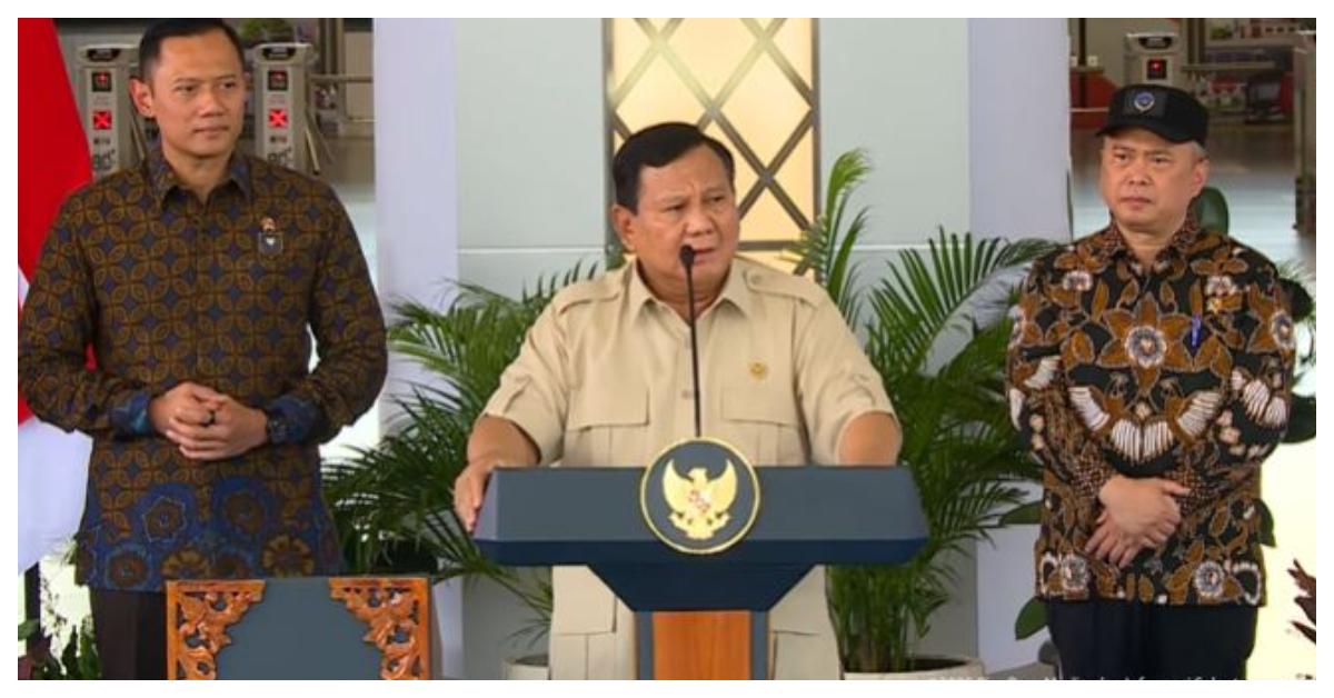 Prabowo Minta Masyarakat Tenang soal Utang Whoosh, Klaim Tak Ada Masalah: Saya yang Tanggungjawab