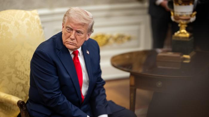 Presiden-Amerika-Serikat-Donald-Trump-3453R2R232.jpg