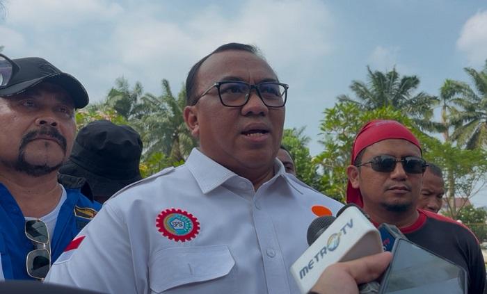 Presiden-KSPSI-Andi-Gani-Nena-Wea-saat-ditemui-di-kompleks-parlemen-231.jpg