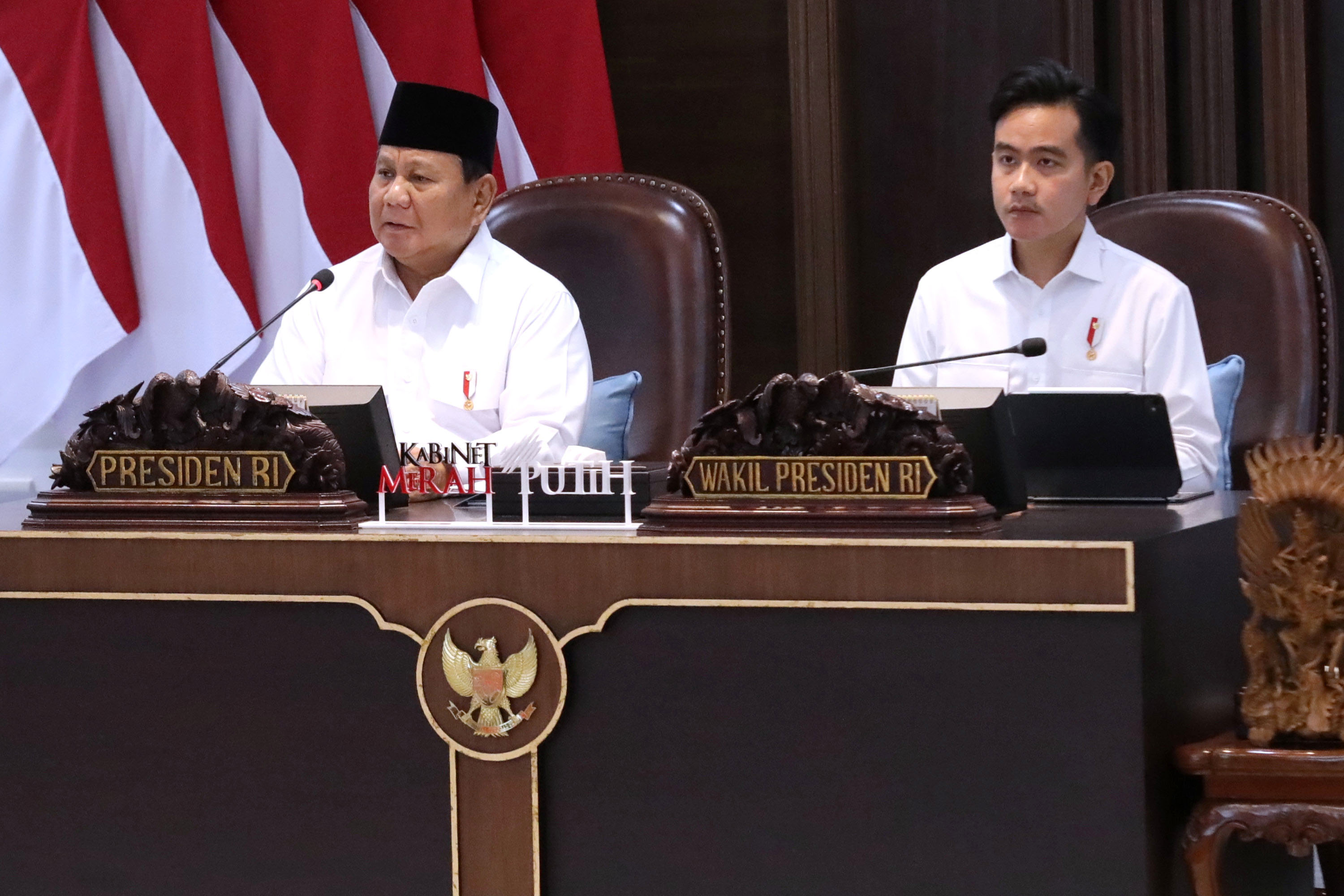 Presiden-Prabowo-Pimpin-Sidang-Kabinet-Paripurna_20241202_185712.jpg