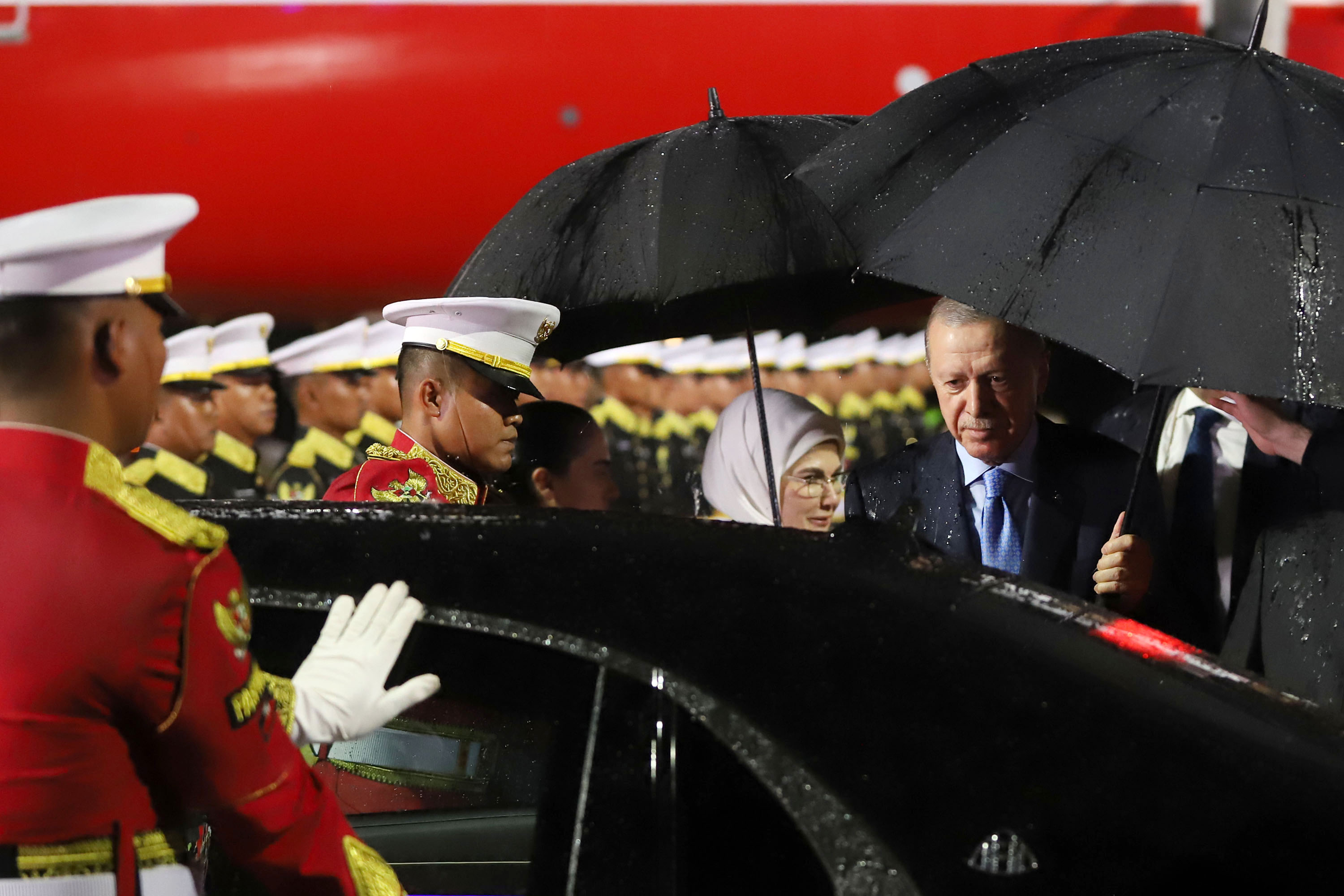 Presiden-Prabowo-Sambut-Kedatangan-Erdogan_20250211_201608.jpg