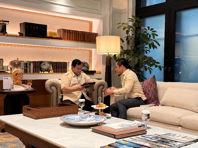 Momen Prabowo Bertemu Gus Miftah, Buku ‘Merawat Kebhinekaan’ Jadi Sorotan di Tengah Isu Intoleransi