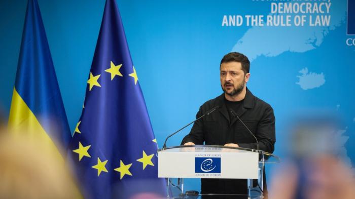 Presiden-Ukraina-Zelensky-iroejioroewrwerw.jpg