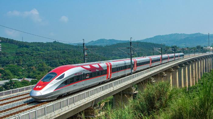 KCIC Buka Suara Soal Rencana Pemerintah Perpanjang Jalur Kereta Cepat ke Banyuwangi