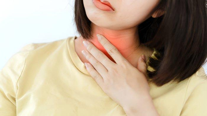 Alami 'Pancingan', Tenggorokan Sakit & Terbakar? Itu Bukan Tanda Flu, Tapi Amandel atau Asam Lambung