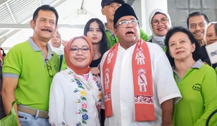 Rano-Karno-dan-Istri-Coblos.jpg