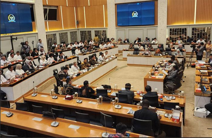 Rapat-Kerja-Komisi-IV-DPR-RI_Jan.jpg