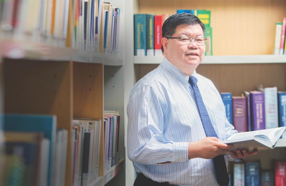 Tentang Keyakinan Diri, Kekeliruan Kognitif, dan Krisis Berpikir di Ruang Publik