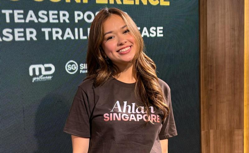 Rebecca-Klopper-ahlan-singapore.jpg