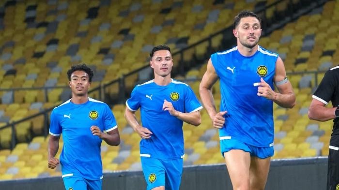 Richard-Chin-Dion-Cools-Facundo-Garces-Timnas-Malaysia.jpg