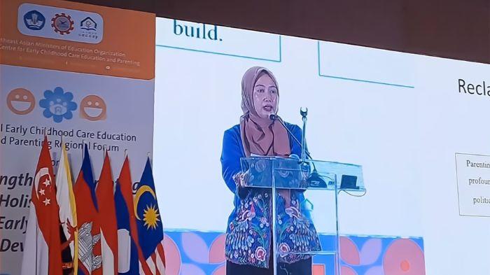 SEAMEO-CECCEP-dalam-acara-Annual-Early-Childhood-Care-Education-and-Parenting-Regional-Forum.jpg