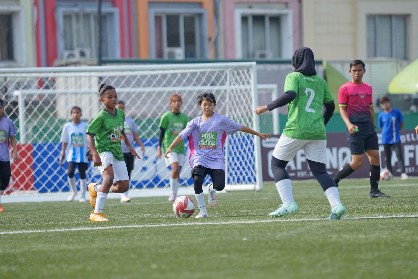 SENGIT-Duel-sengit-final-KU-12-soccer-challanger.jpg