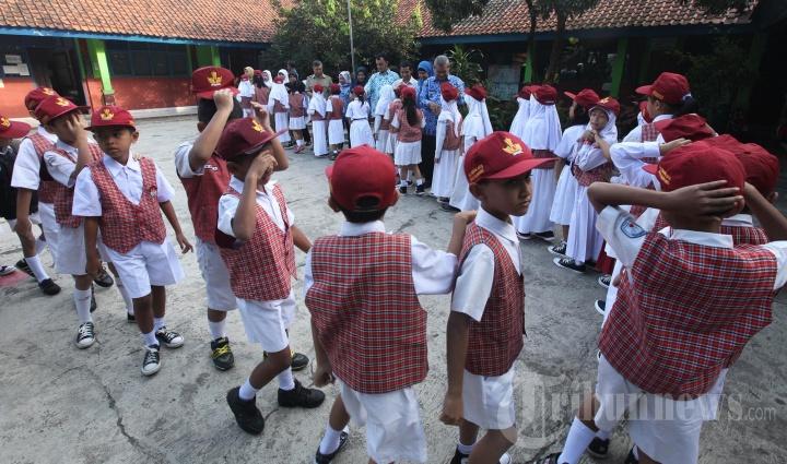 SISWA-SD-BELAJAR-20.jpg