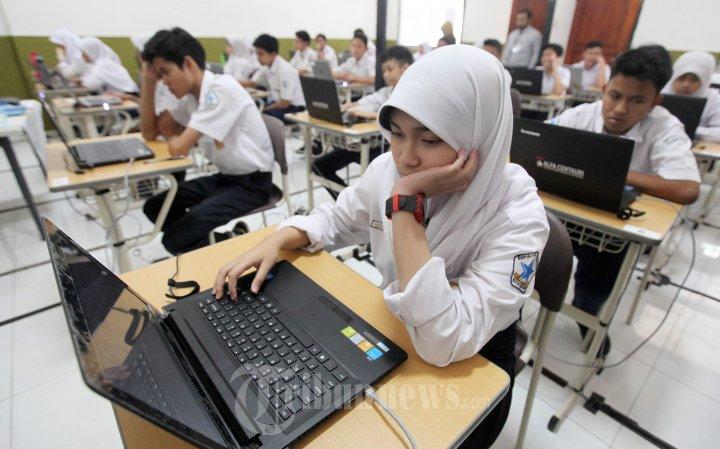 SISWA-SMP-UJIAN-03.jpg