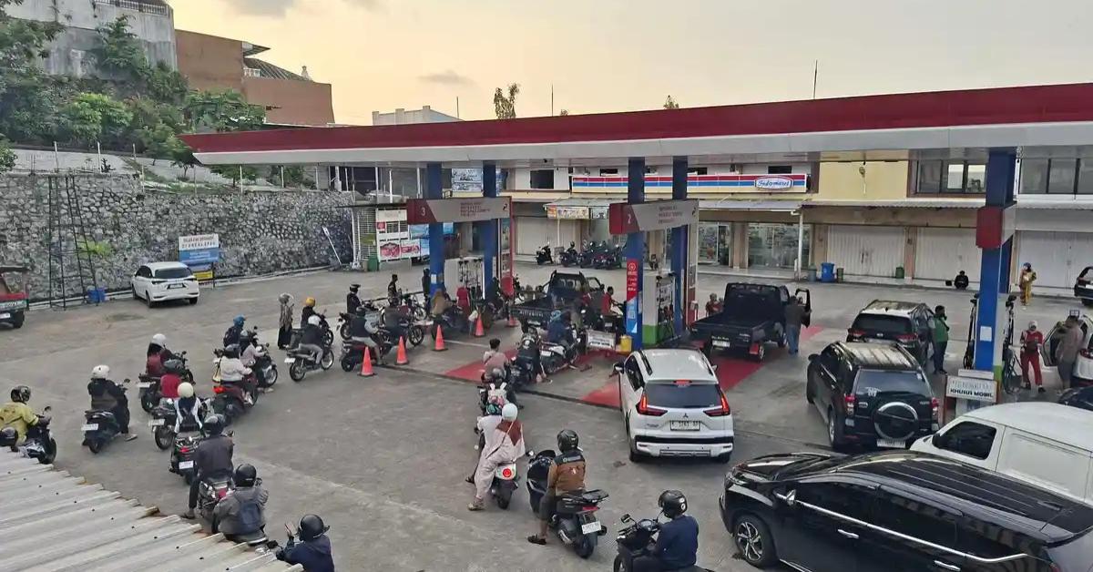 7 Kebijakan Pemerintah Berlaku 1 April 2026, ASN WFH 1 Hari, Harga BBM Tak Naik