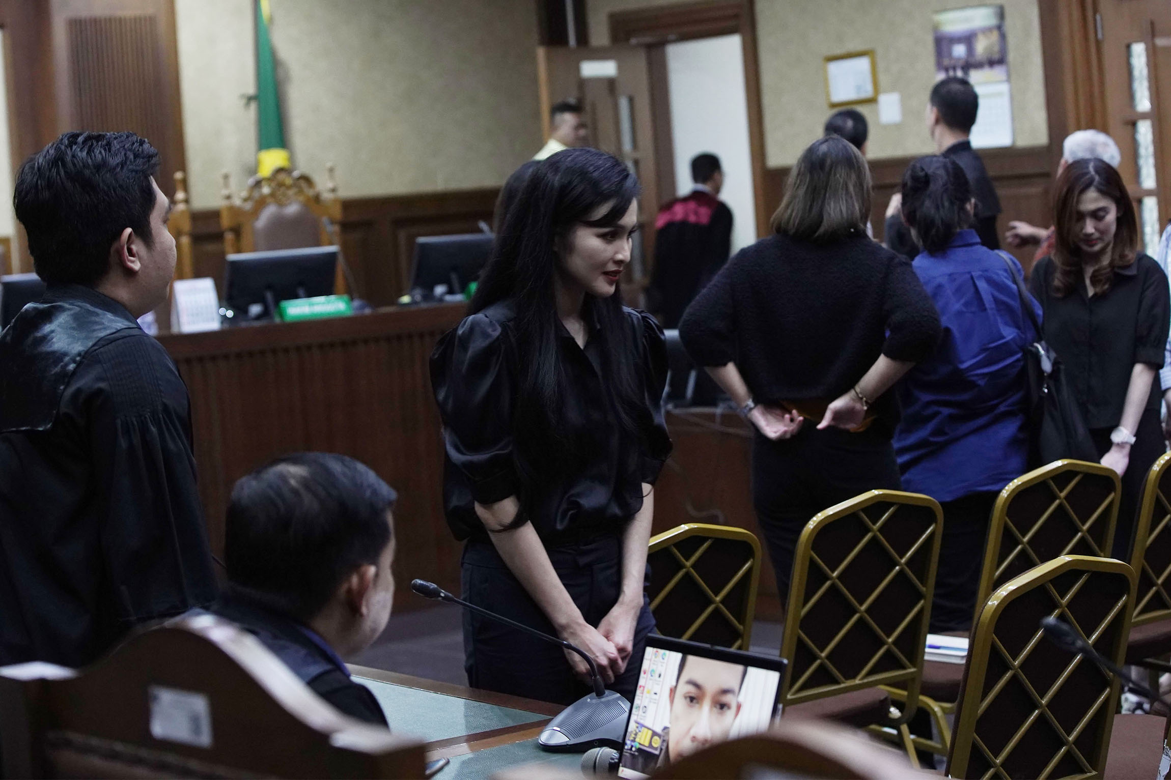 Sandra-Dewi-Jadi-Saksi-Harvey-Moeis-di-Pengadilan-Tipikor_20241010_163810.jpg