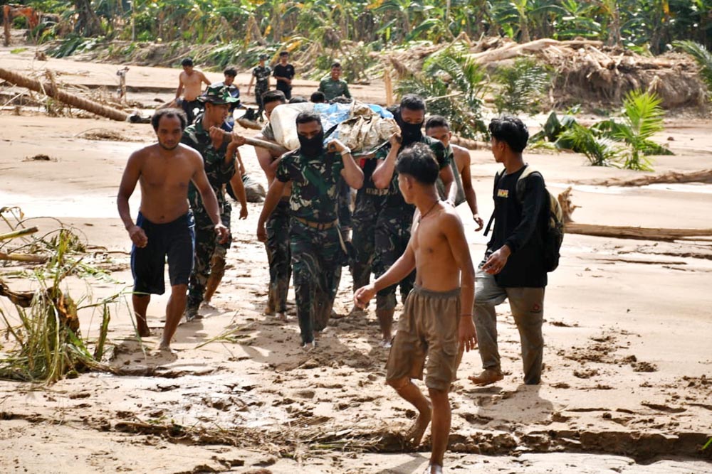 Menteri LH Pastikan Semua yang Menyebabkan Banjir di Sumatera Harus Bertanggung Jawab Secara Hukum