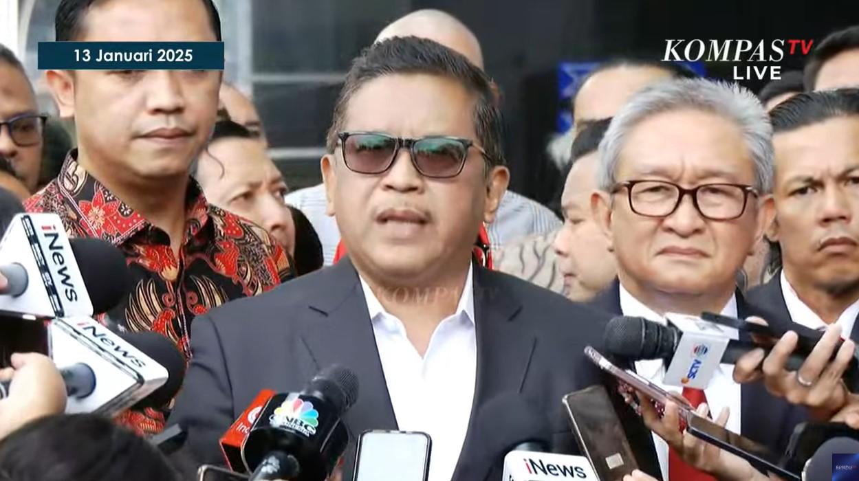 Sekjen-PDI-Perjuangan-Hasto-Kristiyanto-datang-di-KPK-Senin-1312025.jpg