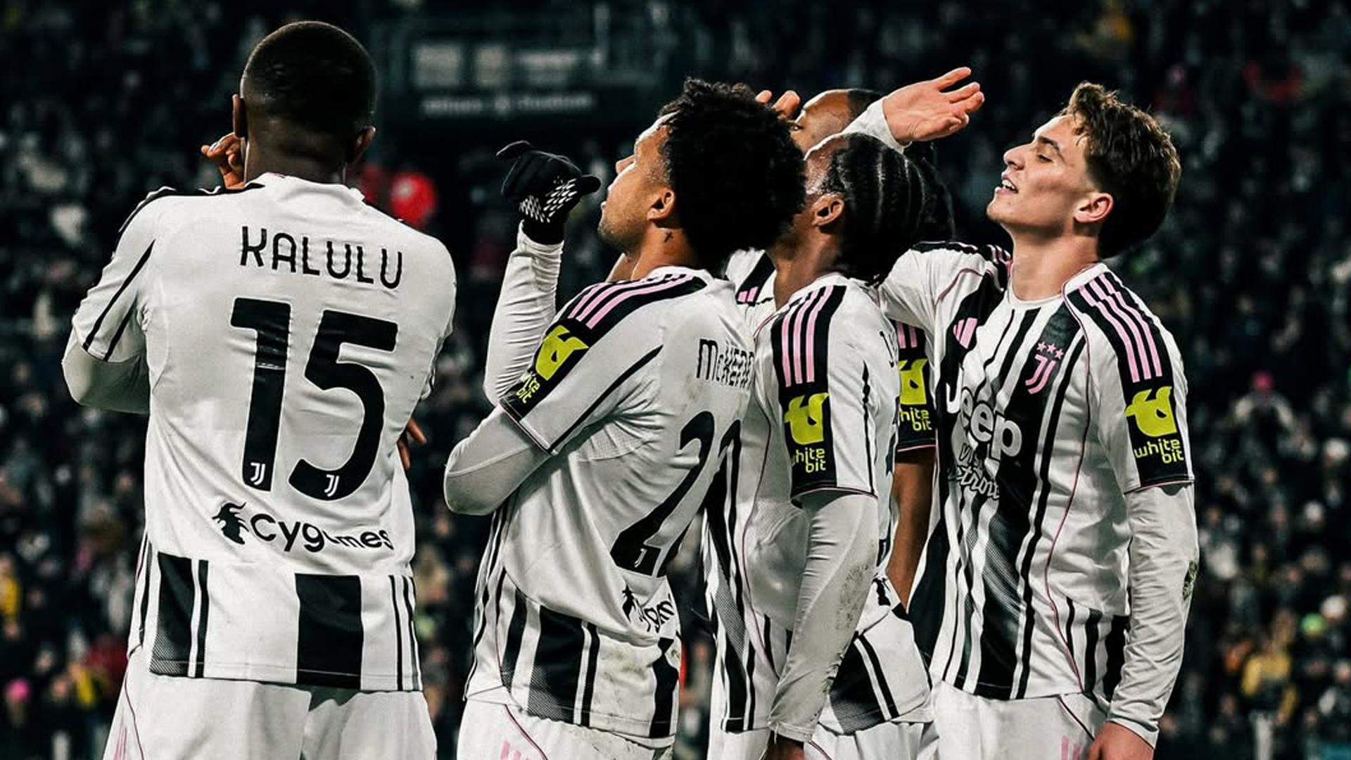 Selebrasi-para-pemain-Juventus-merayakan-kemenangan-atas-Napoli.jpg