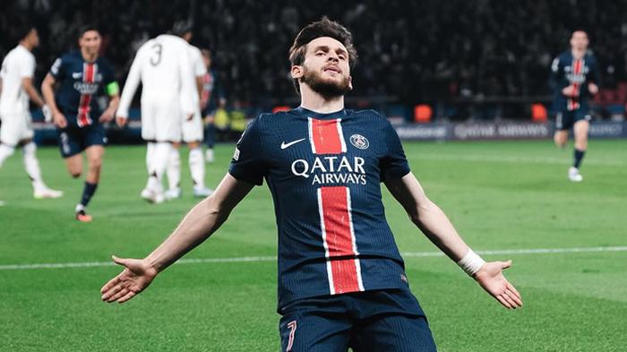 Selebrasi-pemain-PSG-Kvaratskhelia.jpg