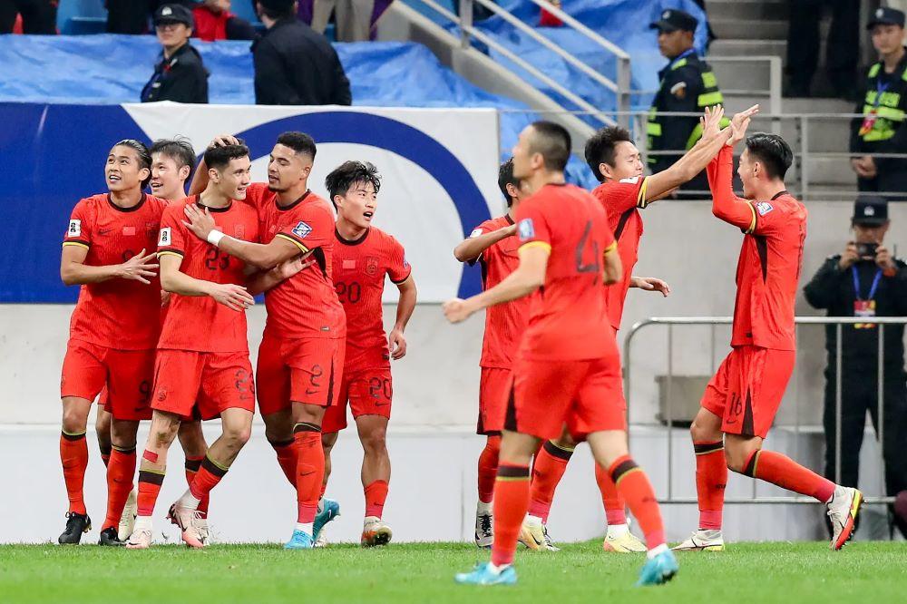Selebrasi-pemain-Timnas-China-seusai-mencetak-gol-ke-gawang-Timnas-Indonesia.jpg
