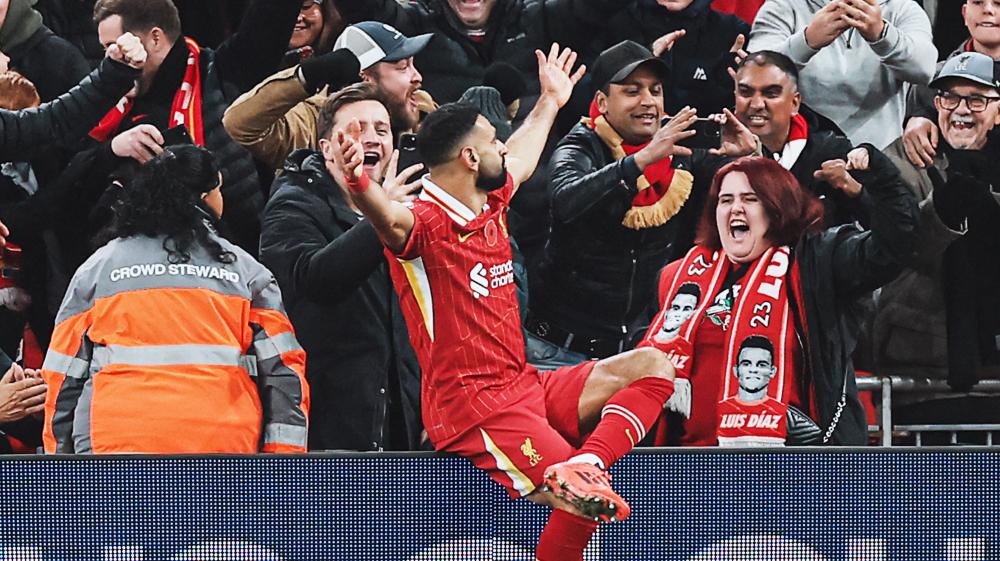 Selebrasi-penyerang-Liverpool-Mohamed-Salah-setelah-mencetak-gol-melawan-Aston-Villa.jpg