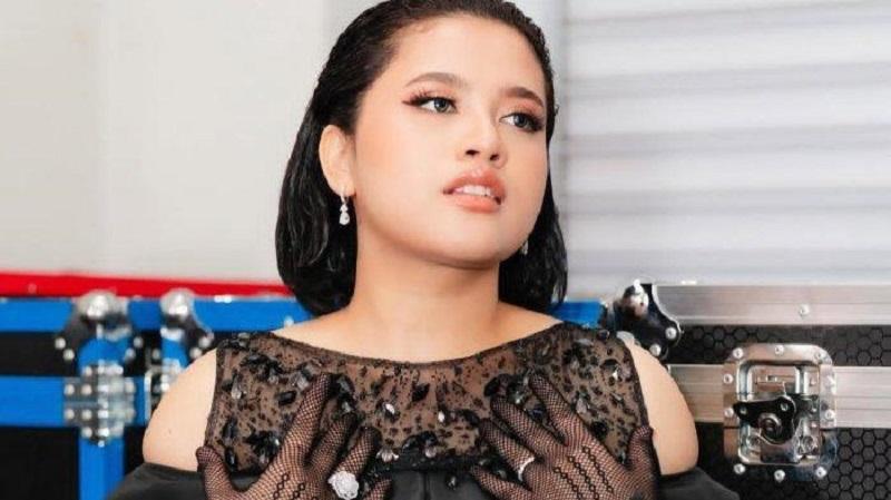 Shabrina-Leonita-Indonesian-Idol.jpg