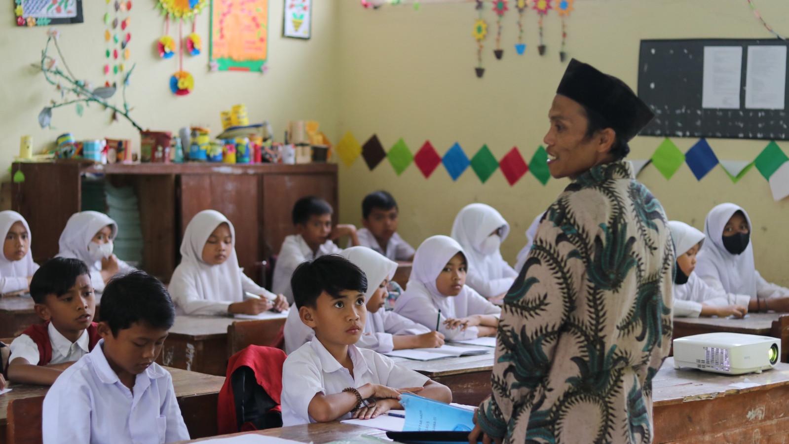 45 Soal AKGTK Literasi Numerasi Sains Guru MI 2025 dan Kunci Jawaban Asesmen Kompetensi Guru