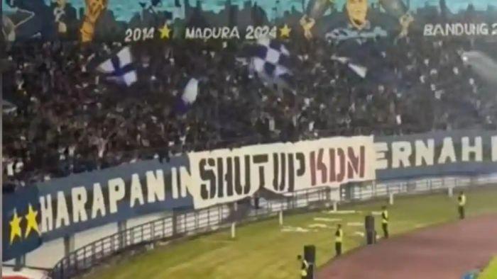 Spanduk-Shut-Up-KDM.jpg