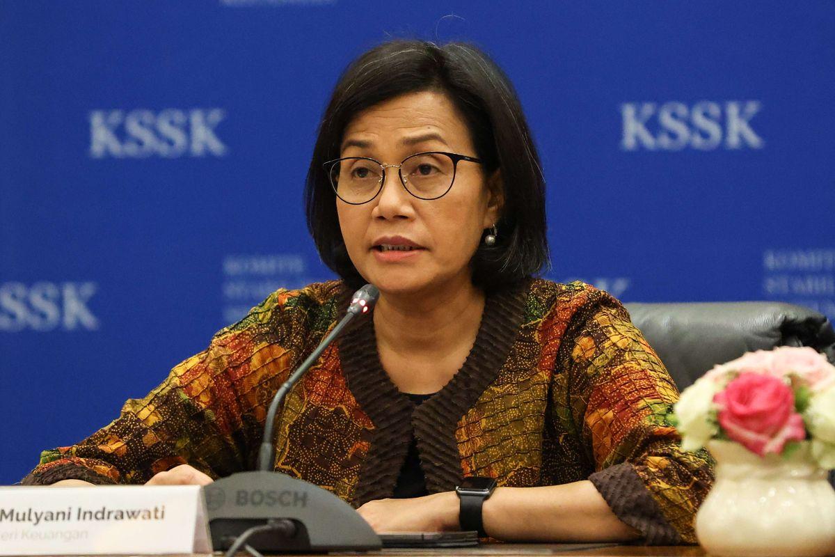 Strip video oyin Yapon ayollari pornoda oʻzaro kiyinish