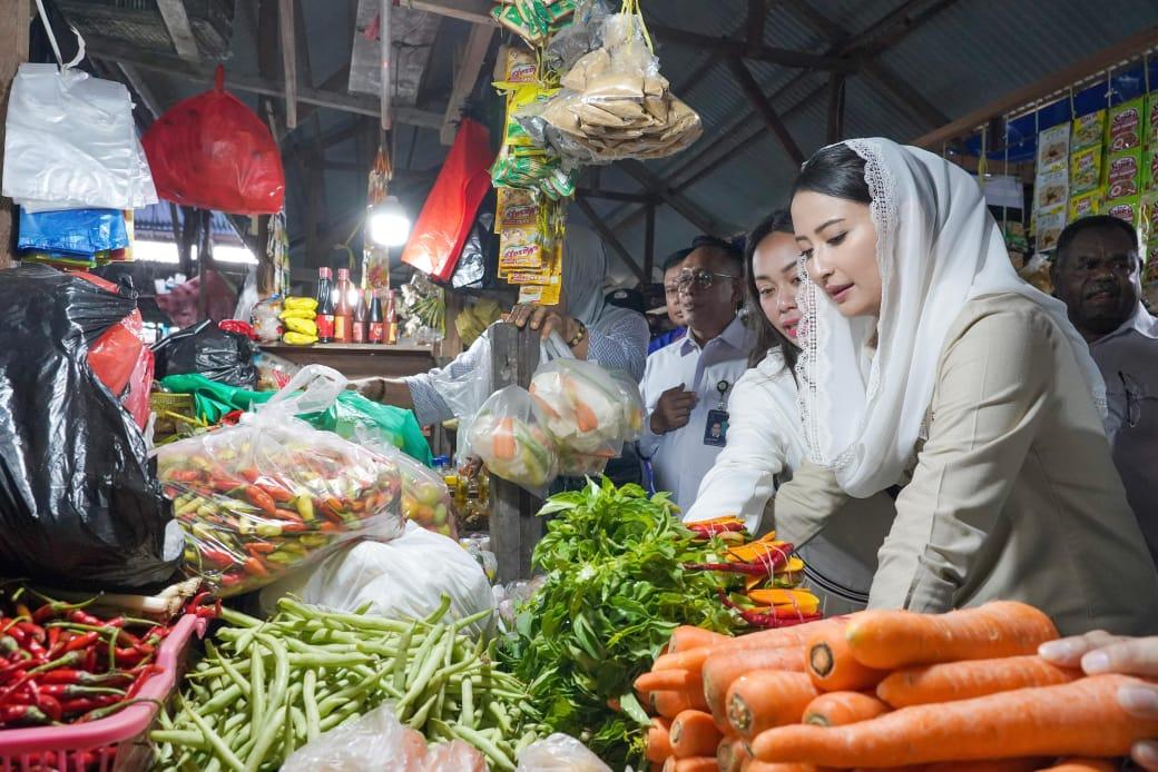 Stok-sembako-Sorong-OK.jpg