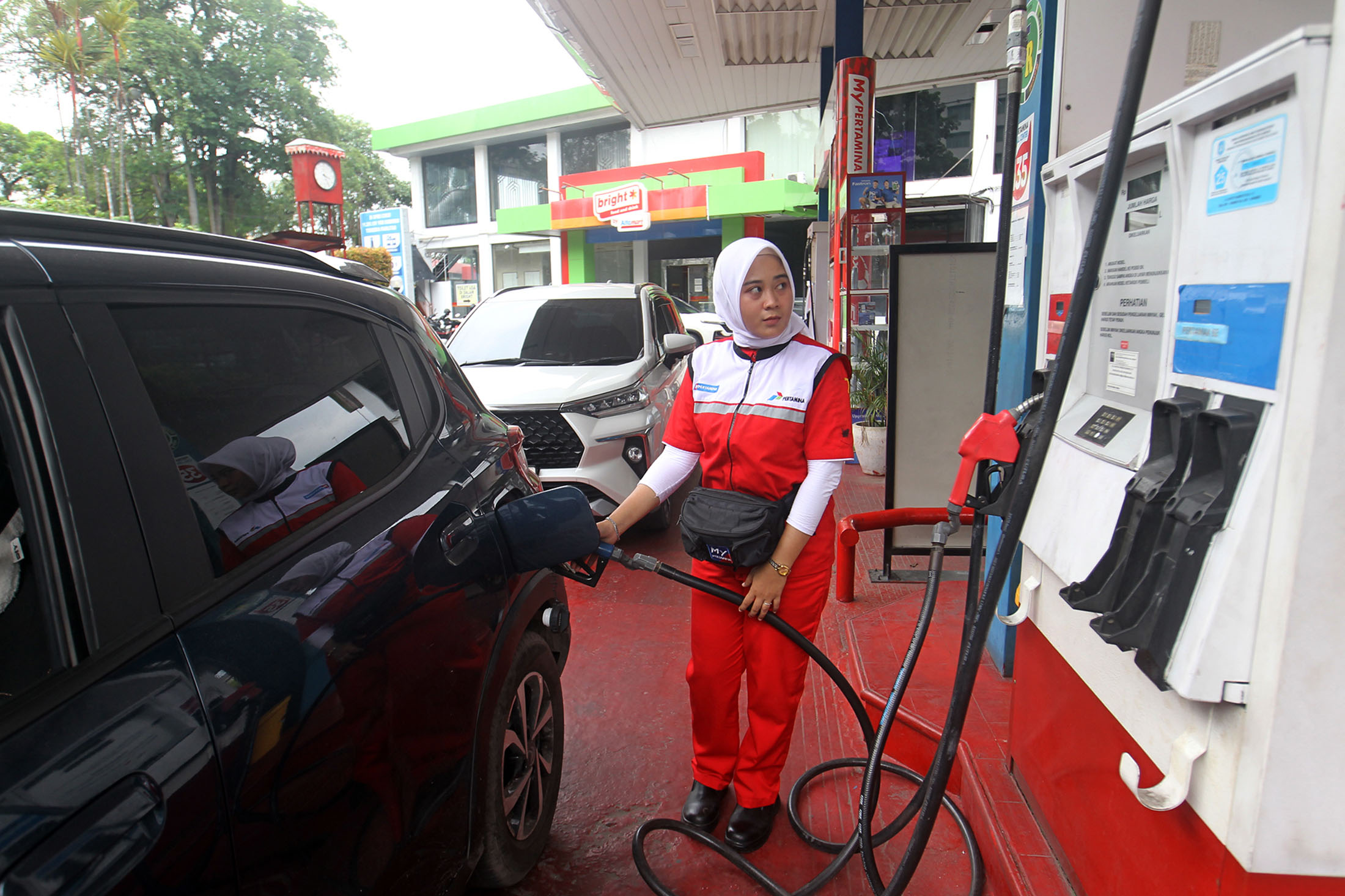 Suasana-SPBU-Pertamina-di-Medan-Pasca-Kenaikan-Harga-Pertamax_20260610_215629.jpg