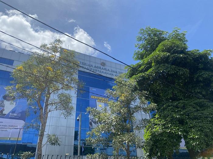 Suasana-di-depan-Kementerian-Agraria-dan-Tata-Ruang.jpg