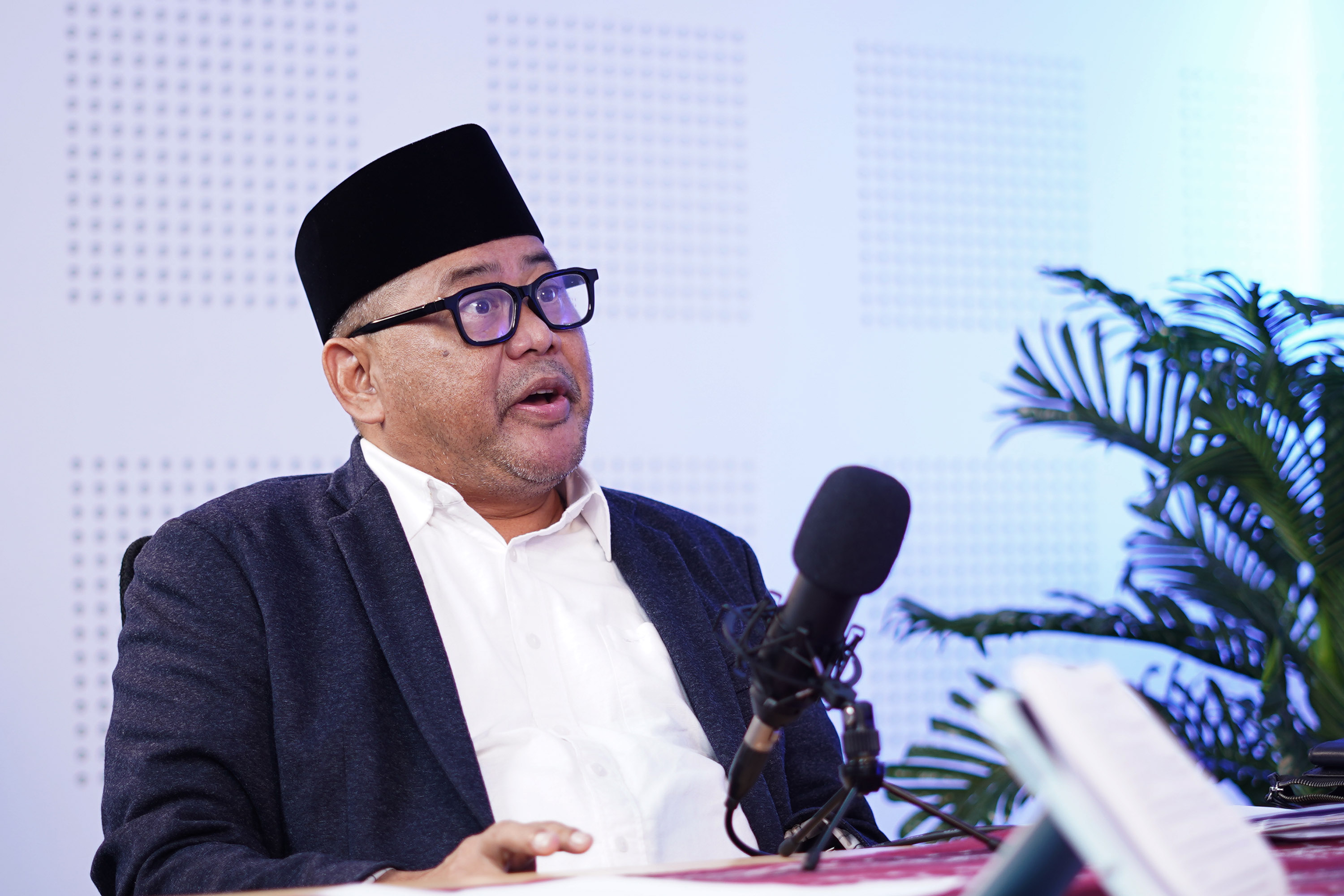 Subhan Palal Sebut PN Jakpus Berwenang Adili Perkara Ijazah Gibran, Ungkit Sidang Jokowi di Solo