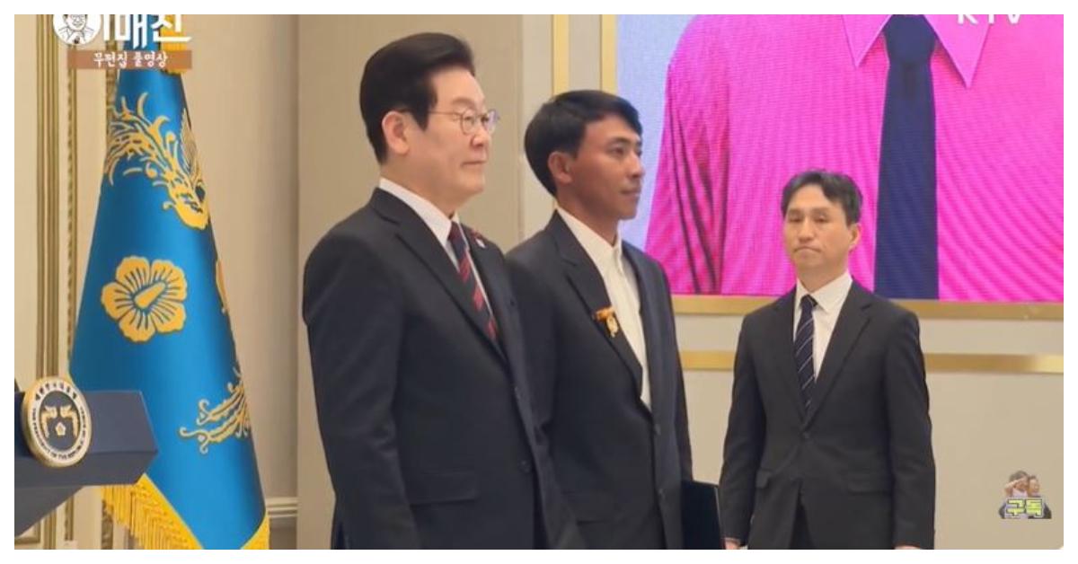Sugianto, WNI yang Tolong Lansia saat Kebakaran Hutan Gyeongsang Diberi Penghargaan Presiden Korsel