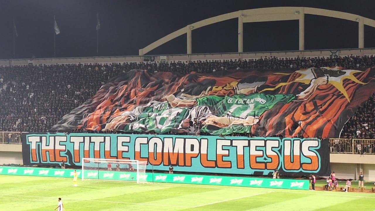 Suporter-setia-PSS-Sleman-Brigata-Curva-Sud-BCS-saat-memberikan-dukungan.jpg